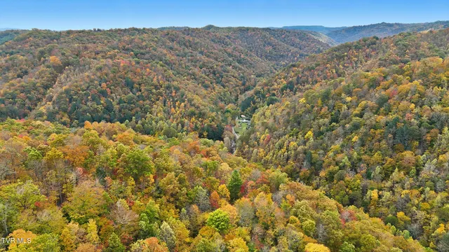 $599,000 | 5186 Lick Creek Road, Clinchco, VA 24226