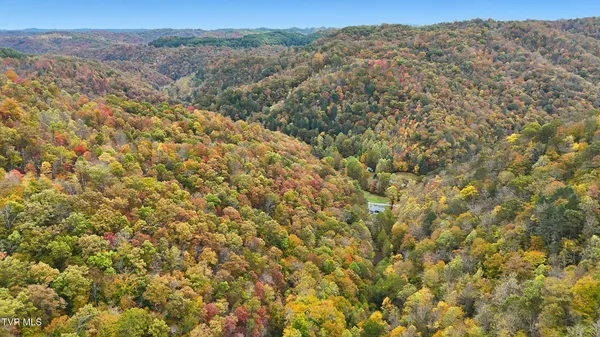 $599,000 | 5186 Lick Creek Road, Clinchco, VA 24226