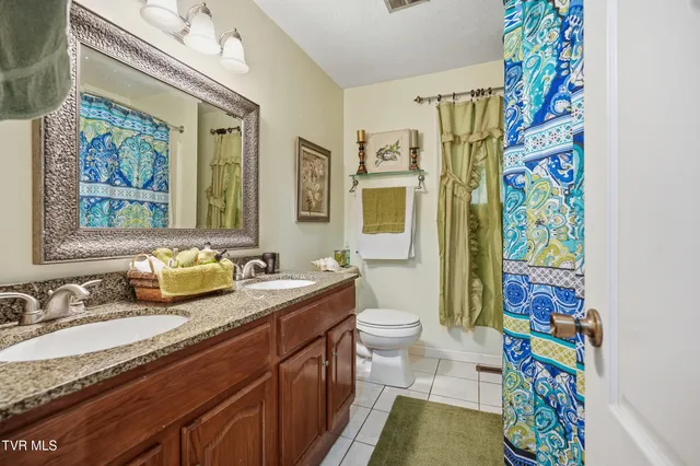 $599,000 | 5186 Lick Creek Road, Clinchco, VA 24226