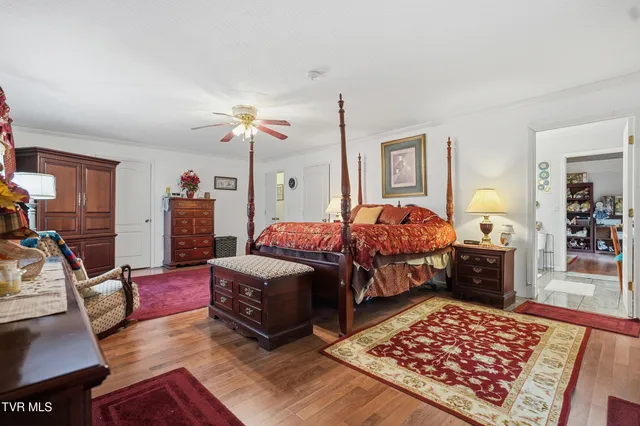 $599,000 | 5186 Lick Creek Road, Clinchco, VA 24226