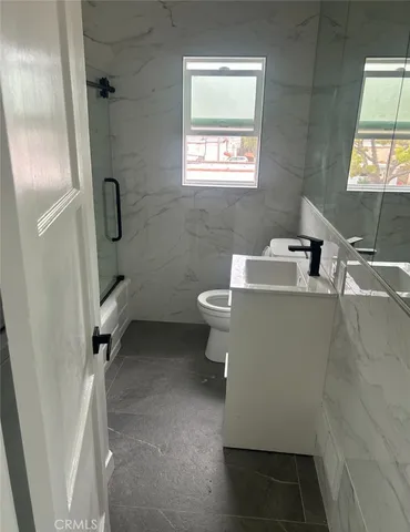 $3,275 | 1724 South Crescent Heights Boulevard, Los Angeles, CA 90035