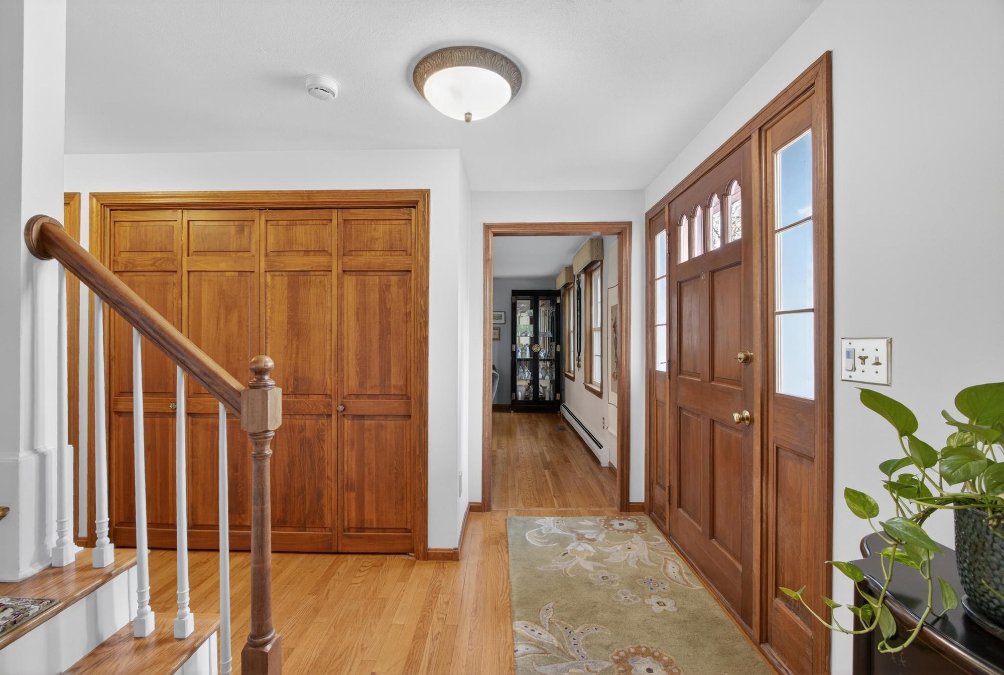 17 Kent Street Windham, NH 03087 - Photo 3 of 35