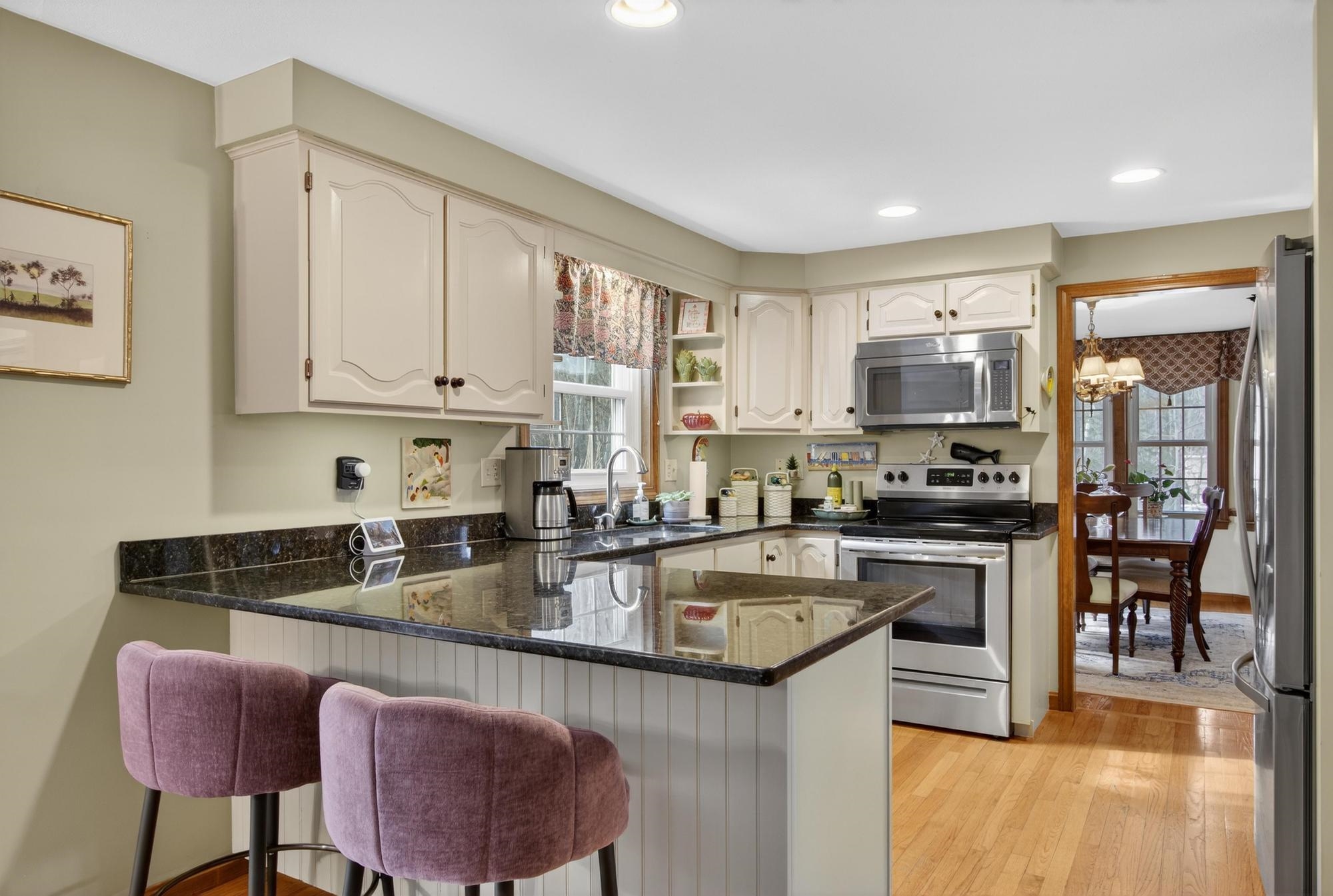 17 Kent Street Windham, NH 03087 - Photo 10 of 35