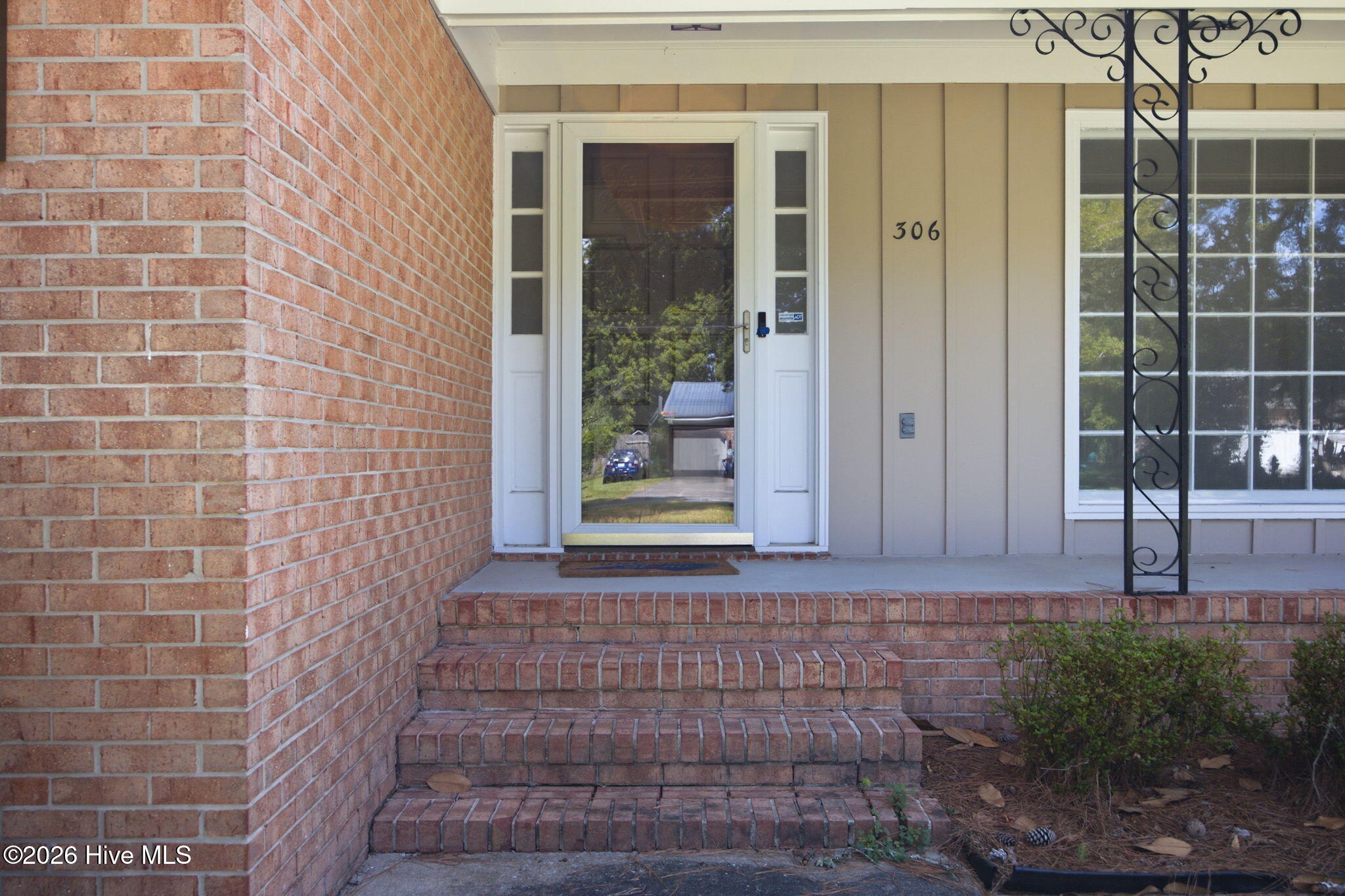 306 West Blackbeard Road Wilmington, NC 28409 - Photo 4 of 53