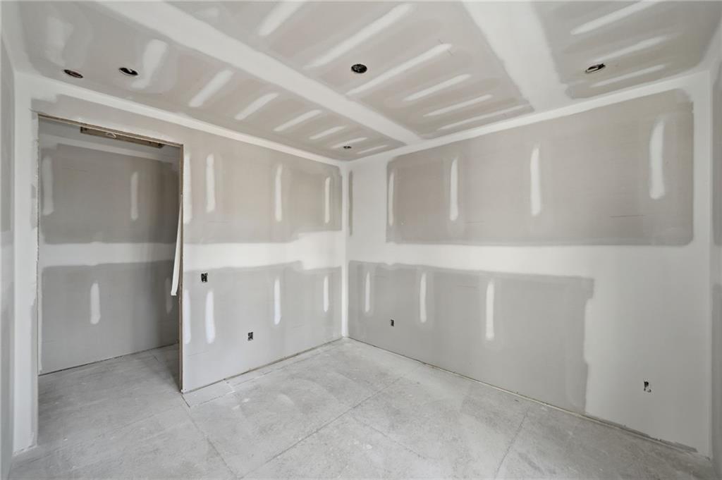1783 Hunter Drive Ranger, GA 30734 - Photo 16 of 40 a view of an empty room