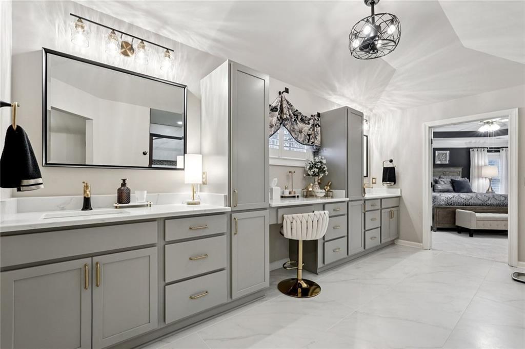 9260 Colham Drive Cumming, GA 30041 - Photo 31 of 59