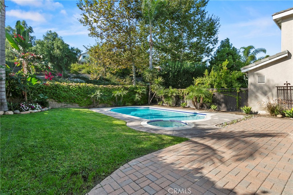 81 Plateau Aliso Viejo, CA 92656 - Photo 24 of 31 a view of a house with a yard