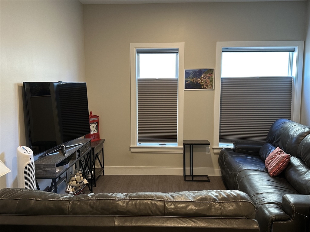 11 Walley Street, Unit 106 Boston, MA 02128 - Photo 2 of 8