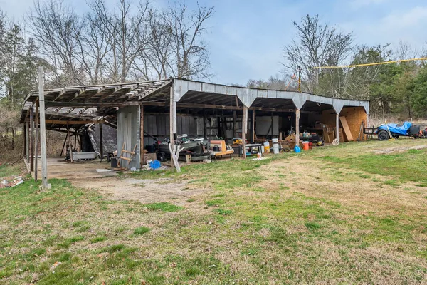 $299,900 | 7207 Lewisburg Highway, Pulaski, TN 38478