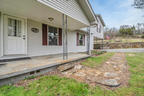 $299,900 | 7207 Lewisburg Highway, Pulaski, TN 38478