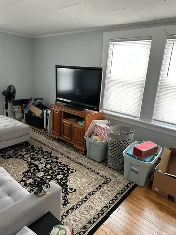 $1,450 | 53 Gilford Avenue, Laconia, NH 03246