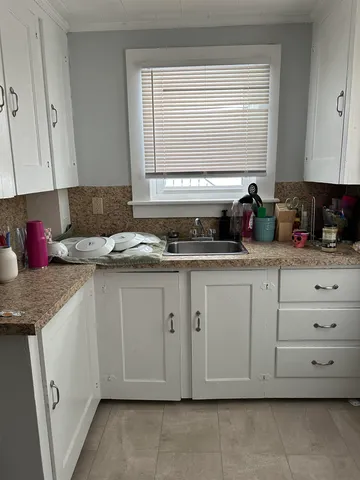 $1,450 | 53 Gilford Avenue, Laconia, NH 03246