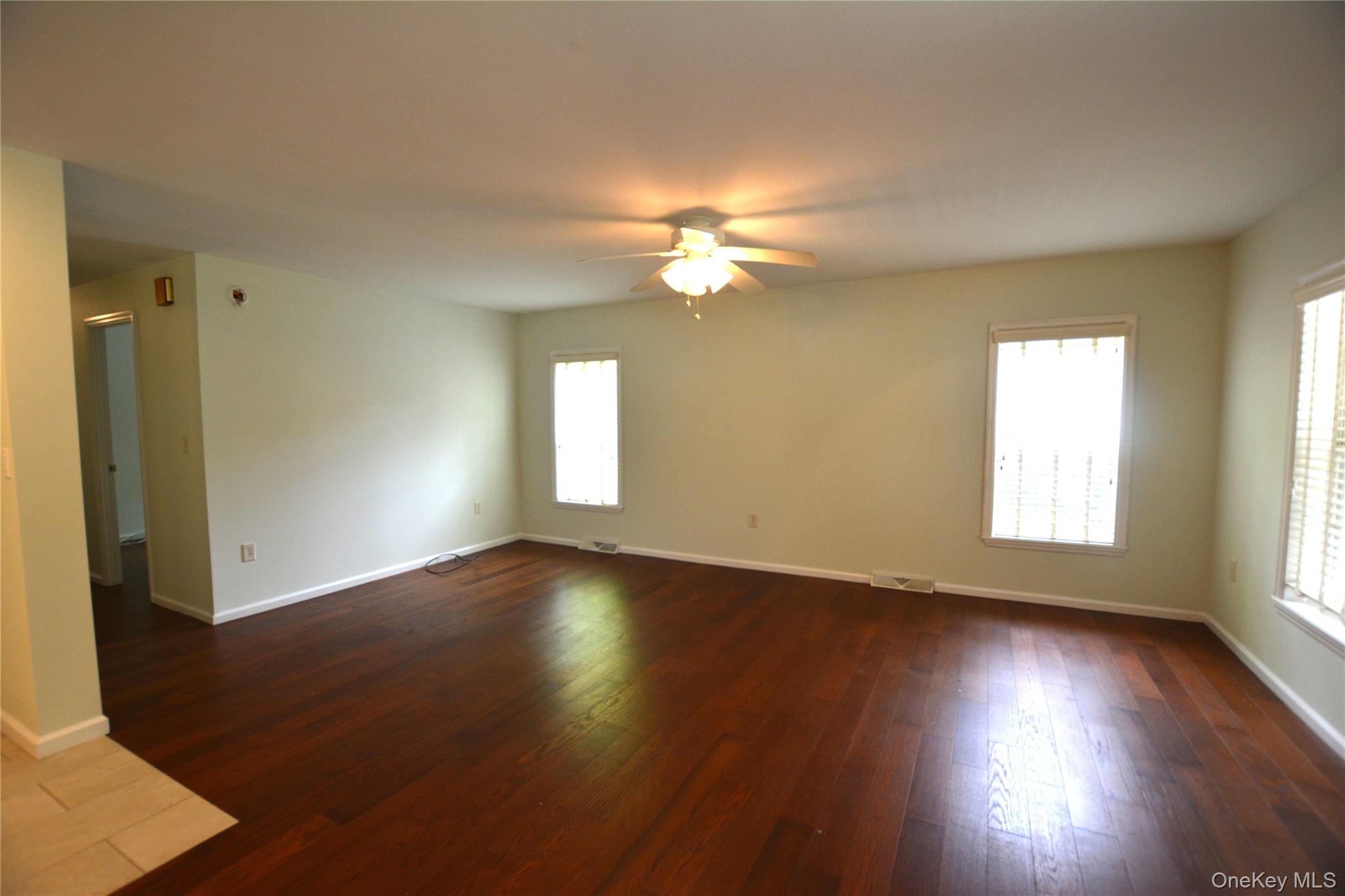 1661 Old Country Road, Unit 516 Riverhead, NY 11901 - Photo 7 of 24