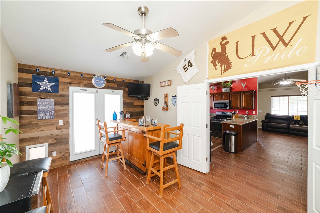 3048 Mallory Loop Kingman, AZ 86401 - Photo 24 of 75 Kitchen