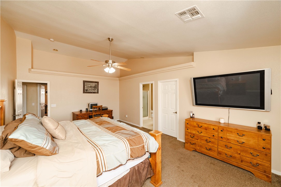 3048 Mallory Loop Kingman, AZ 86401 - Photo 33 of 75 Bedroom