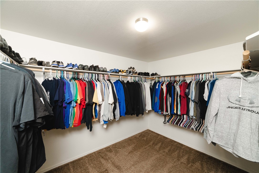 3048 Mallory Loop Kingman, AZ 86401 - Photo 37 of 75 Closet