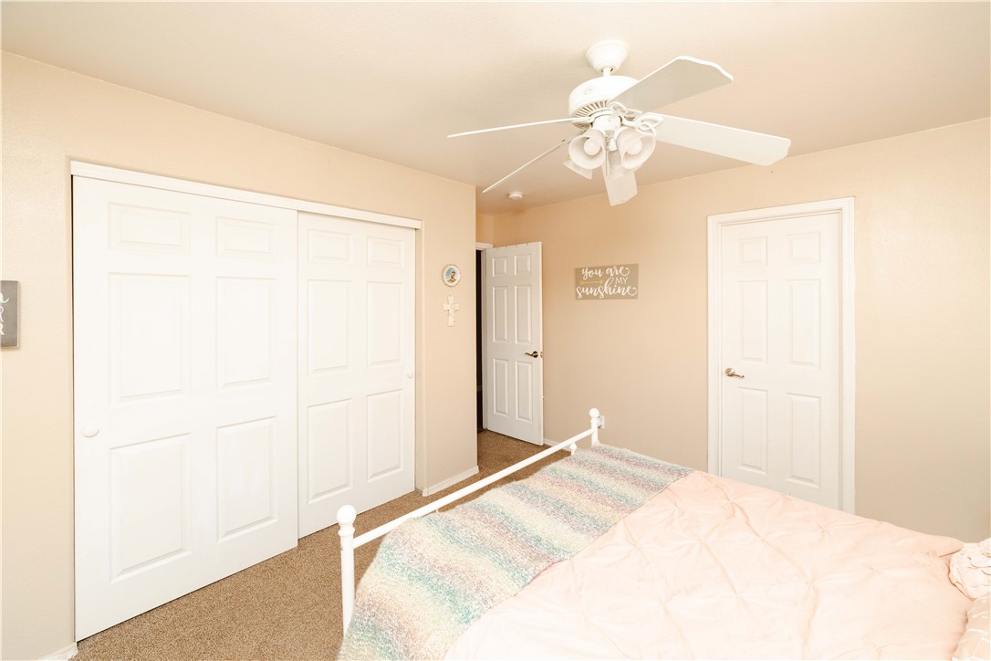 3048 Mallory Loop Kingman, AZ 86401 - Photo 46 of 75 Bedroom