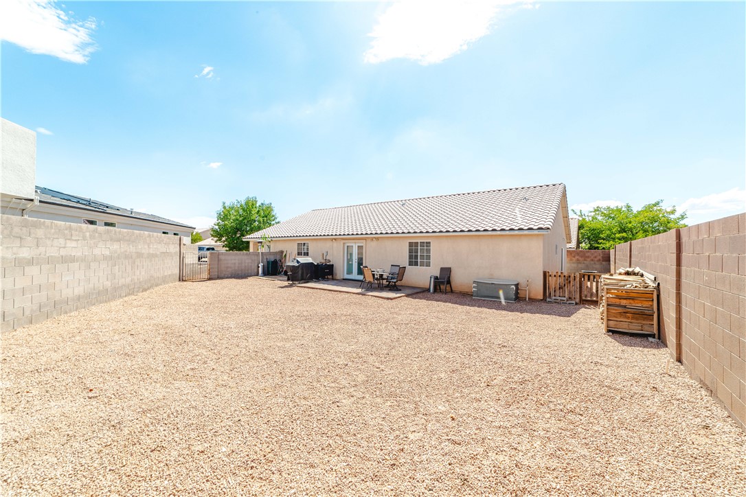 3048 Mallory Loop Kingman, AZ 86401 - Photo 64 of 75 Back of Structure