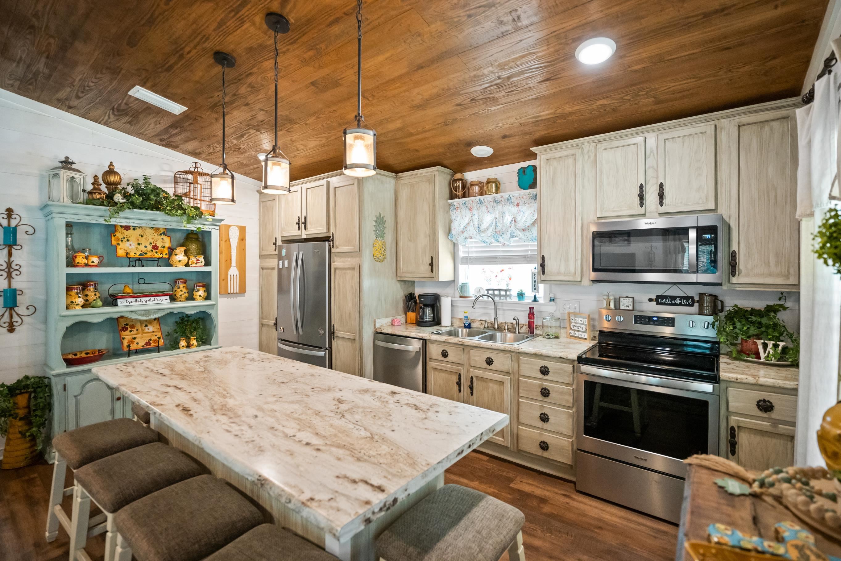 1362 Caney Loop Lillian, AL 36549 - Photo 4 of 40 Kitchen