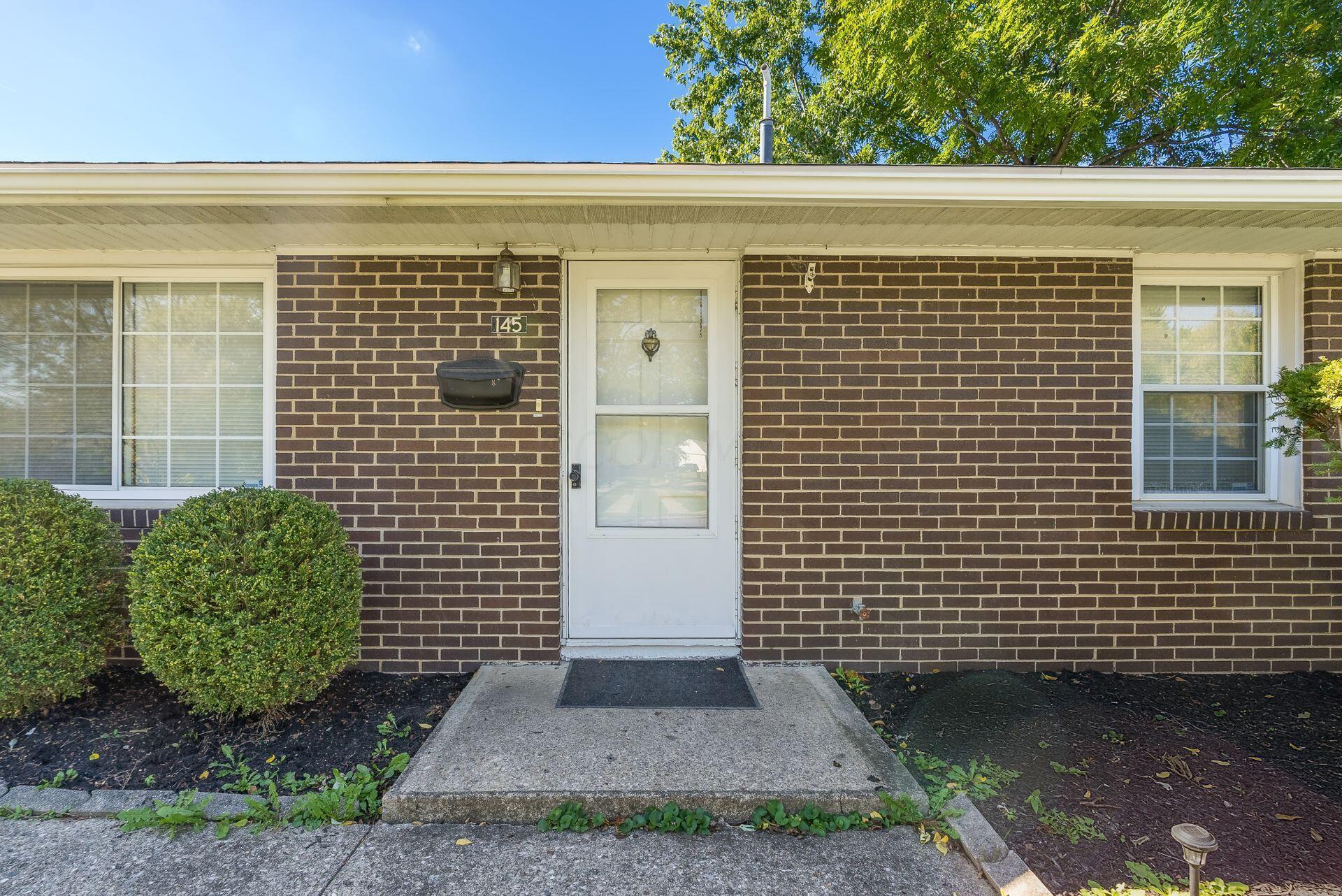 145 Regents Road Columbus, OH 43230 - Photo 5 of 30 005_ Rd Columbus OH 43230 USA