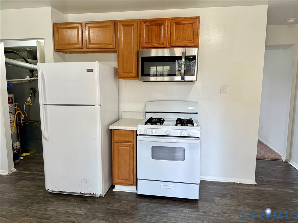 405 Roxana Road Highland Springs, VA 23075 - Photo 7 of 21 Gallery Image 7