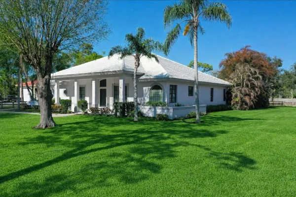 $1,875,000 | 3401 Southwest Holly Lane, Palm City, FL 34990