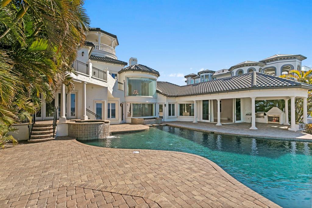 6528 Surfside Boulevard Apollo Beach, FL 33572 - Photo 3 of 50