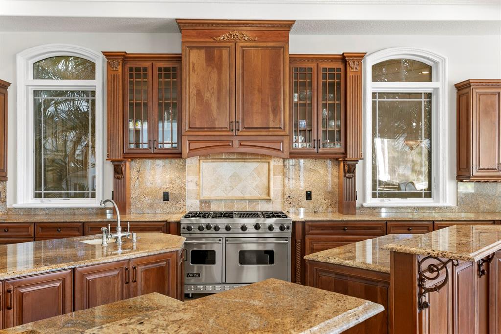 6528 Surfside Boulevard Apollo Beach, FL 33572 - Photo 9 of 50