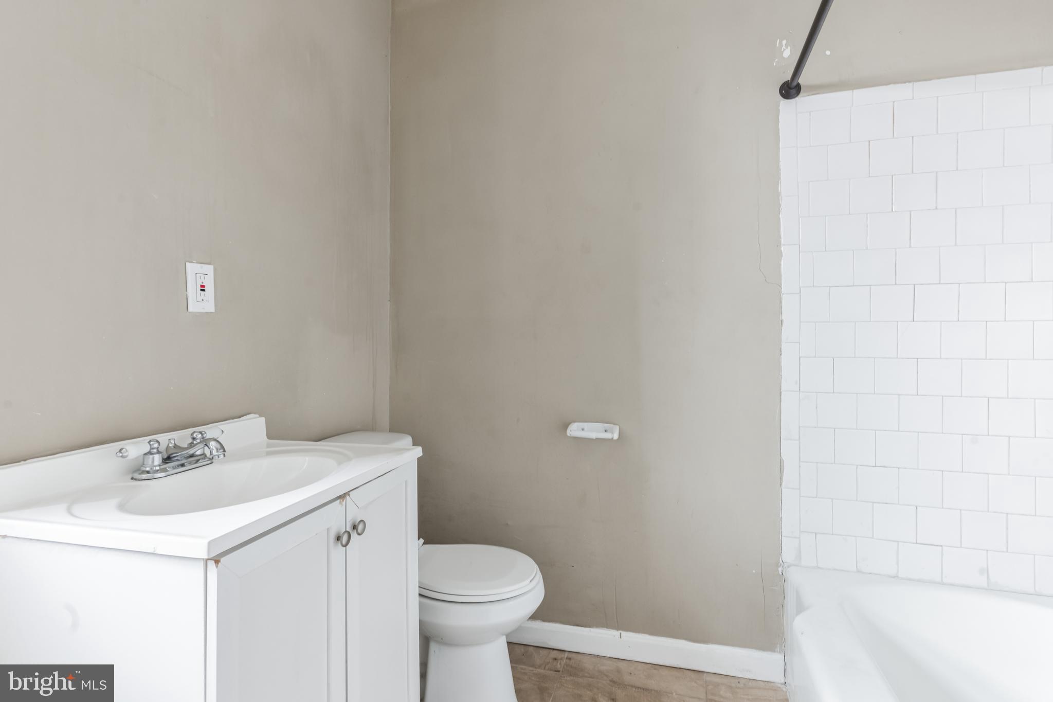 1817 North Broadway Baltimore, MD 21213 - Photo 28 of 30