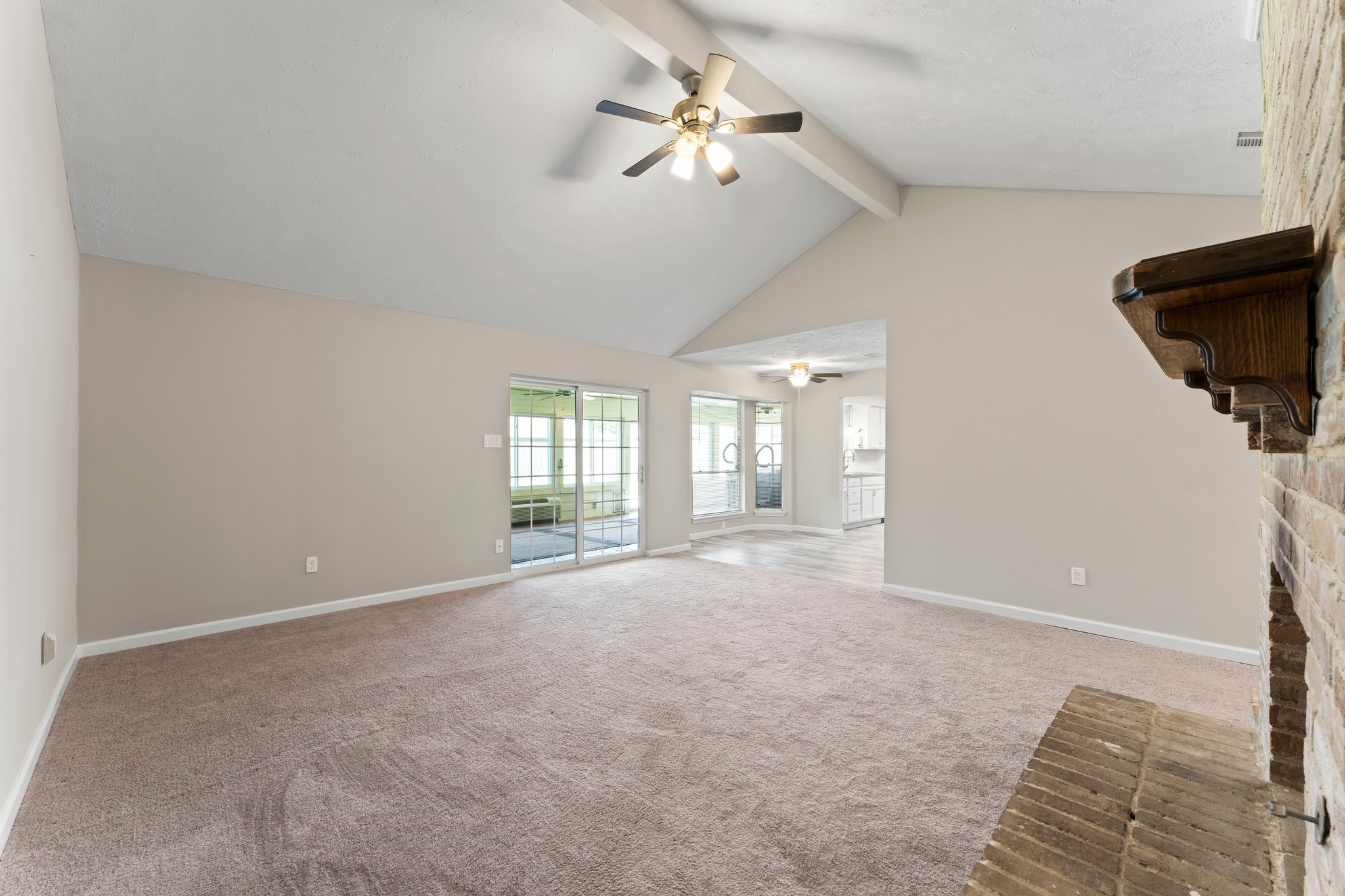 3527 Acorn Way Lane Spring, TX 77389 - Photo 3 of 26 a view of a livingroom with a ceiling fan and window