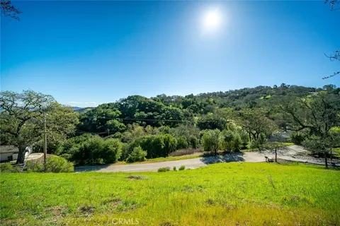 $949,000 | 10900 Portal Road, Atascadero, CA 93422