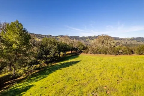 $949,000 | 10900 Portal Road, Atascadero, CA 93422