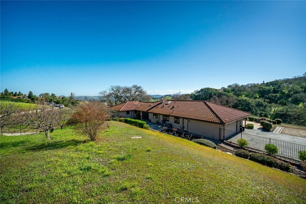 10900 Portal Road Atascadero, CA 93422 - Photo 50 of 62
