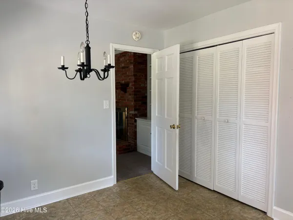 $299,900 | 2107 Somerset Drive North, Wilson, NC 27893