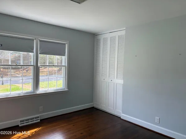 $299,900 | 2107 Somerset Drive North, Wilson, NC 27893