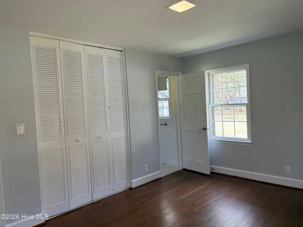 $299,900 | 2107 Somerset Drive North, Wilson, NC 27893