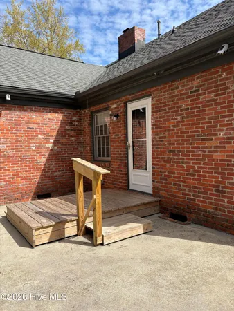 $299,900 | 2107 Somerset Drive North, Wilson, NC 27893