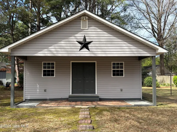 $299,900 | 2107 Somerset Drive North, Wilson, NC 27893