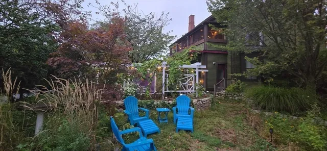 $3,400 | 31 Elm Street, Unit 1, Newton, MA 02465