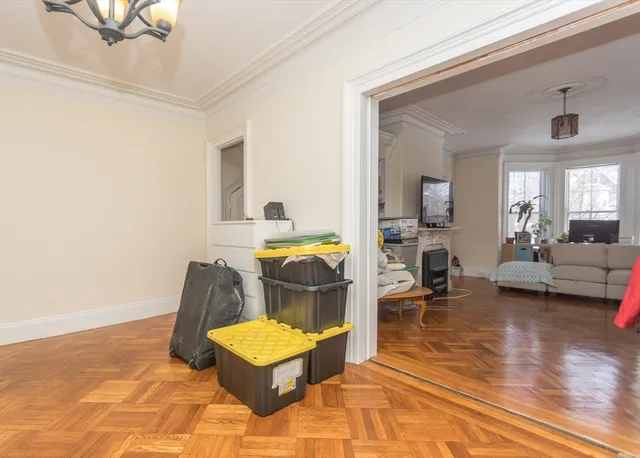 $3,400 | 31 Elm Street, Unit 1, Newton, MA 02465