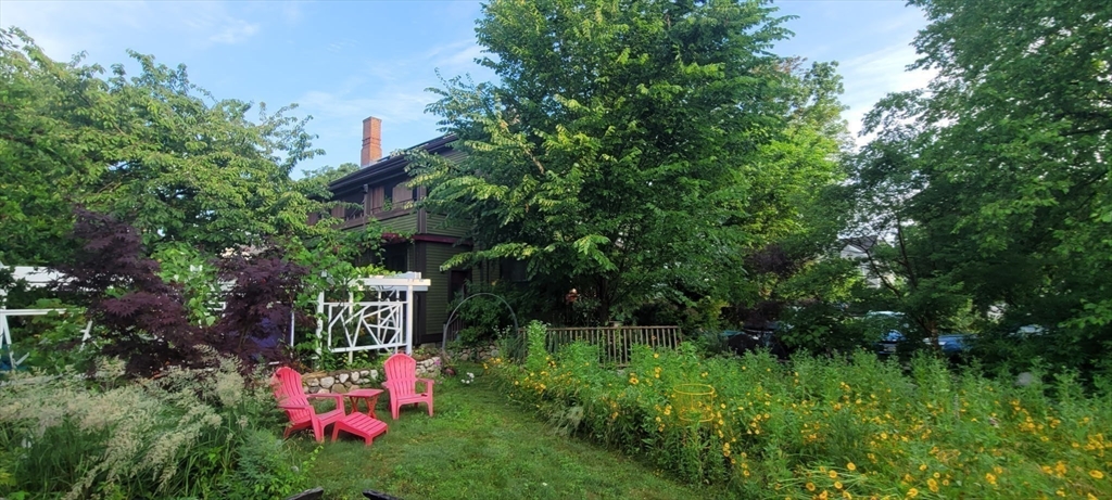 31 Elm Street, Unit 1 Newton, MA 02465 - Photo 10 of 11