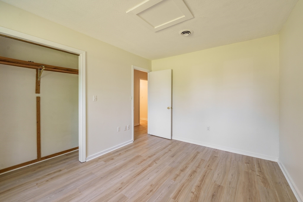 499 Hadley Road Sunderland, MA 01375 - Photo 19 of 31