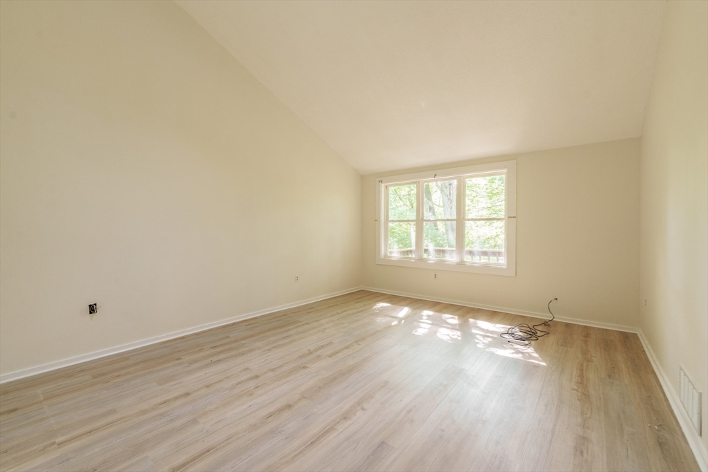 499 Hadley Road Sunderland, MA 01375 - Photo 23 of 31
