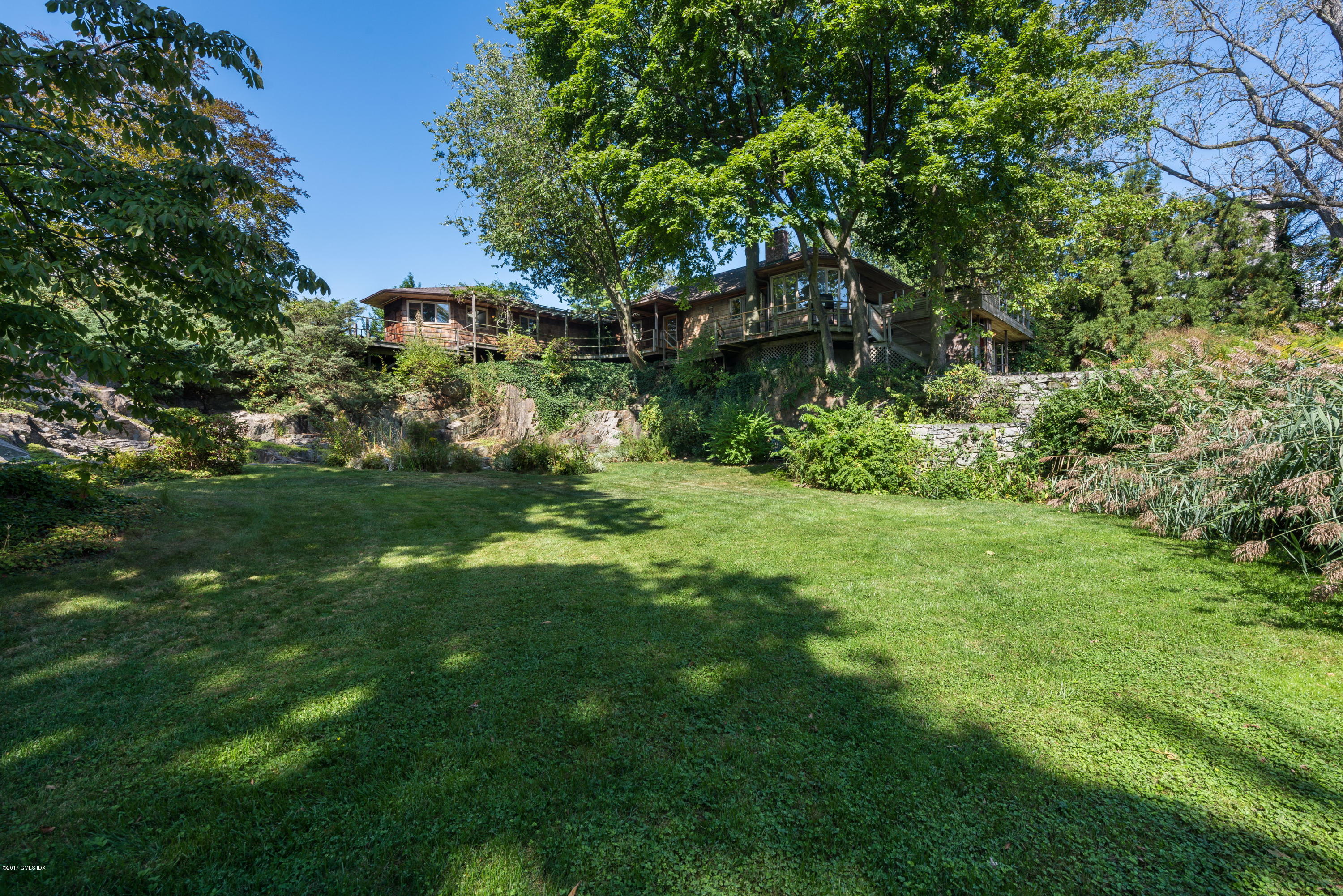 122 Cedar Cliff Road Riverside, CT 06878 - Photo 9 of 12 122 Cedar Cliff Rd EXT 02 - PRINT