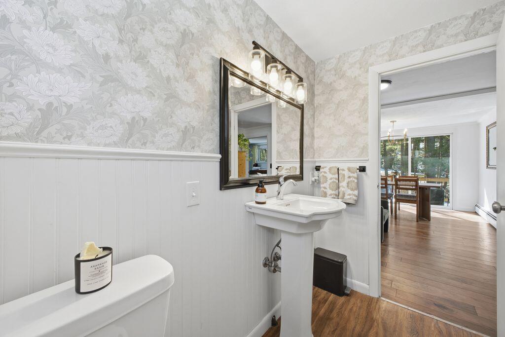 76 Johnson Road Falmouth, ME 04105 - Photo 8 of 31 11_76JohnsonRdFalmouth_008