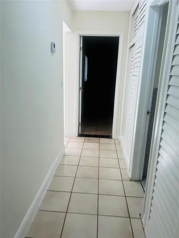 $2,000 | 1491 Northwest 60th Avenue, Unit B, Sunrise, FL 33313