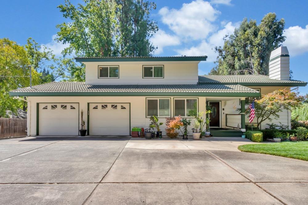 4833 Kenneth Avenue Fair Oaks, CA 95628 - Photo 2 of 40