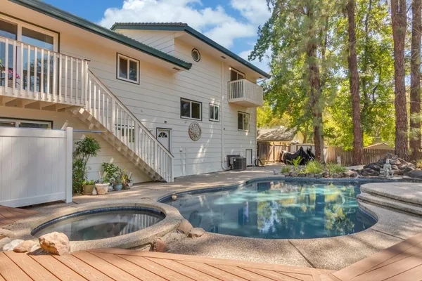 $999,888 | 4833 Kenneth Avenue, Fair Oaks, CA 95628