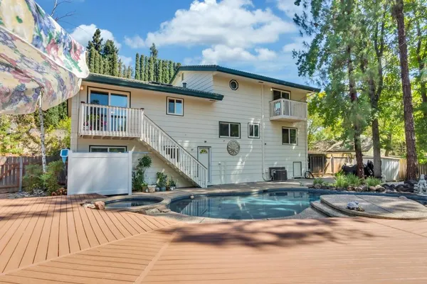 $999,888 | 4833 Kenneth Avenue, Fair Oaks, CA 95628
