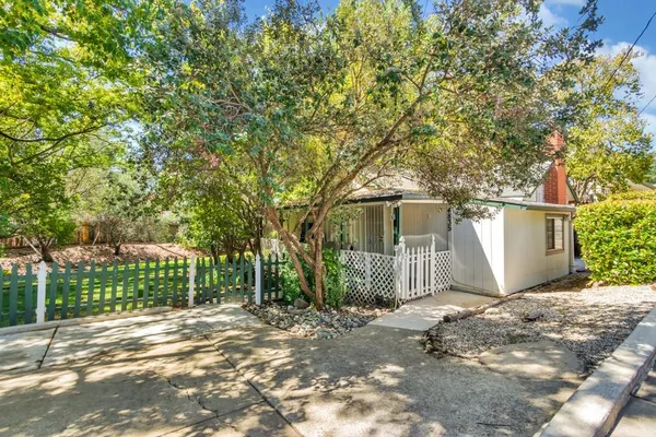 $999,888 | 4833 Kenneth Avenue, Fair Oaks, CA 95628